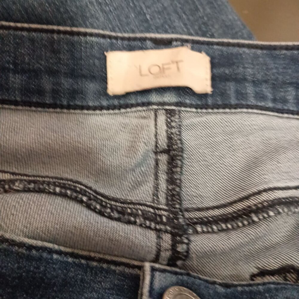 LOFT High Rise Skinny Jeans Size 12 Modern Fit 3 Button Hem Dark Wash - Picture 5 of 9